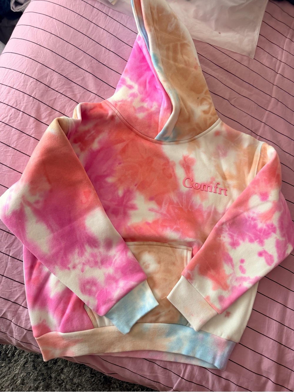 Comfrt Kids minimalist hoodie and joggers. Size small. Rainbow tie-dye.